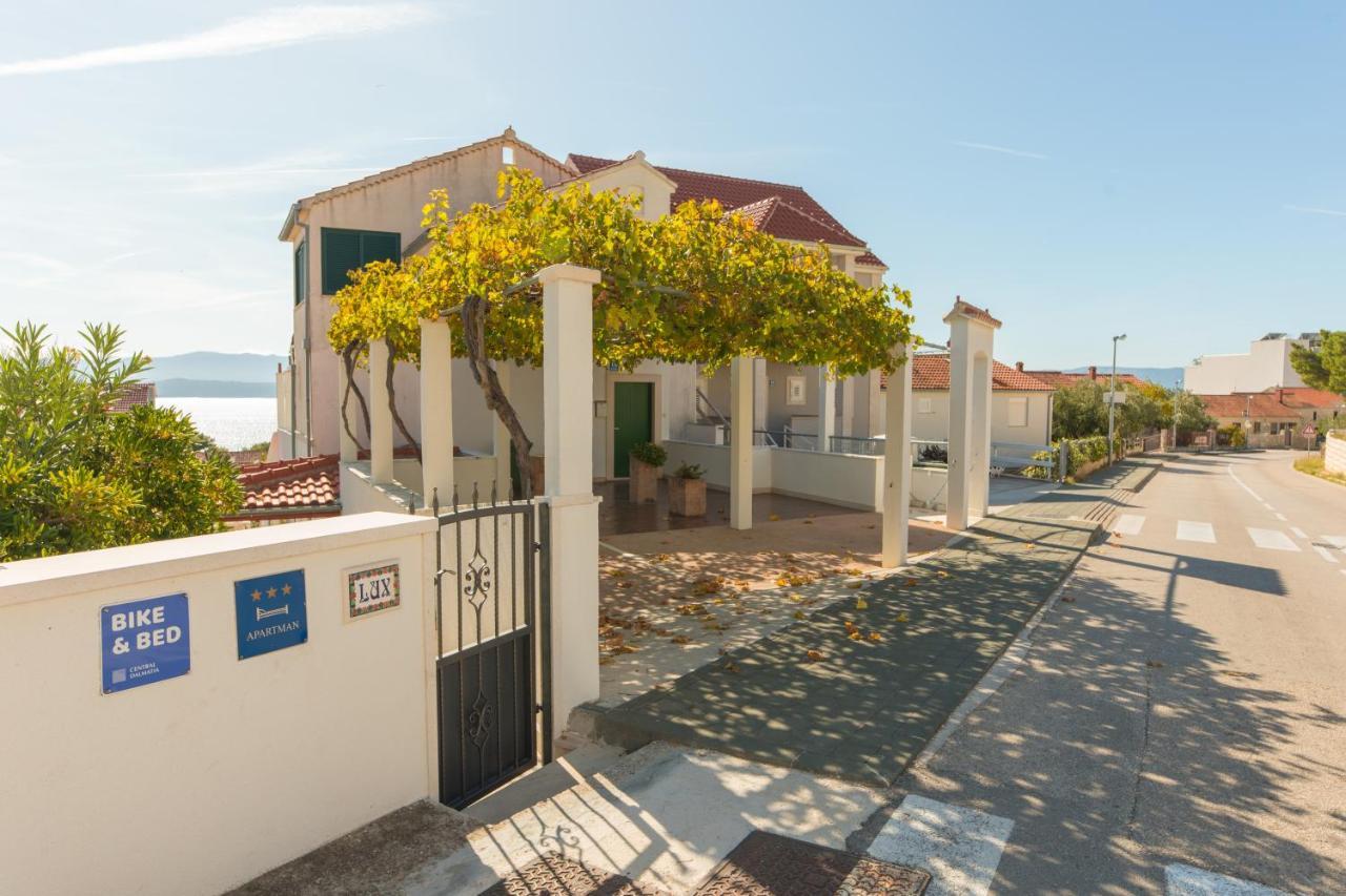Apartments Lux ボル エクステリア 写真