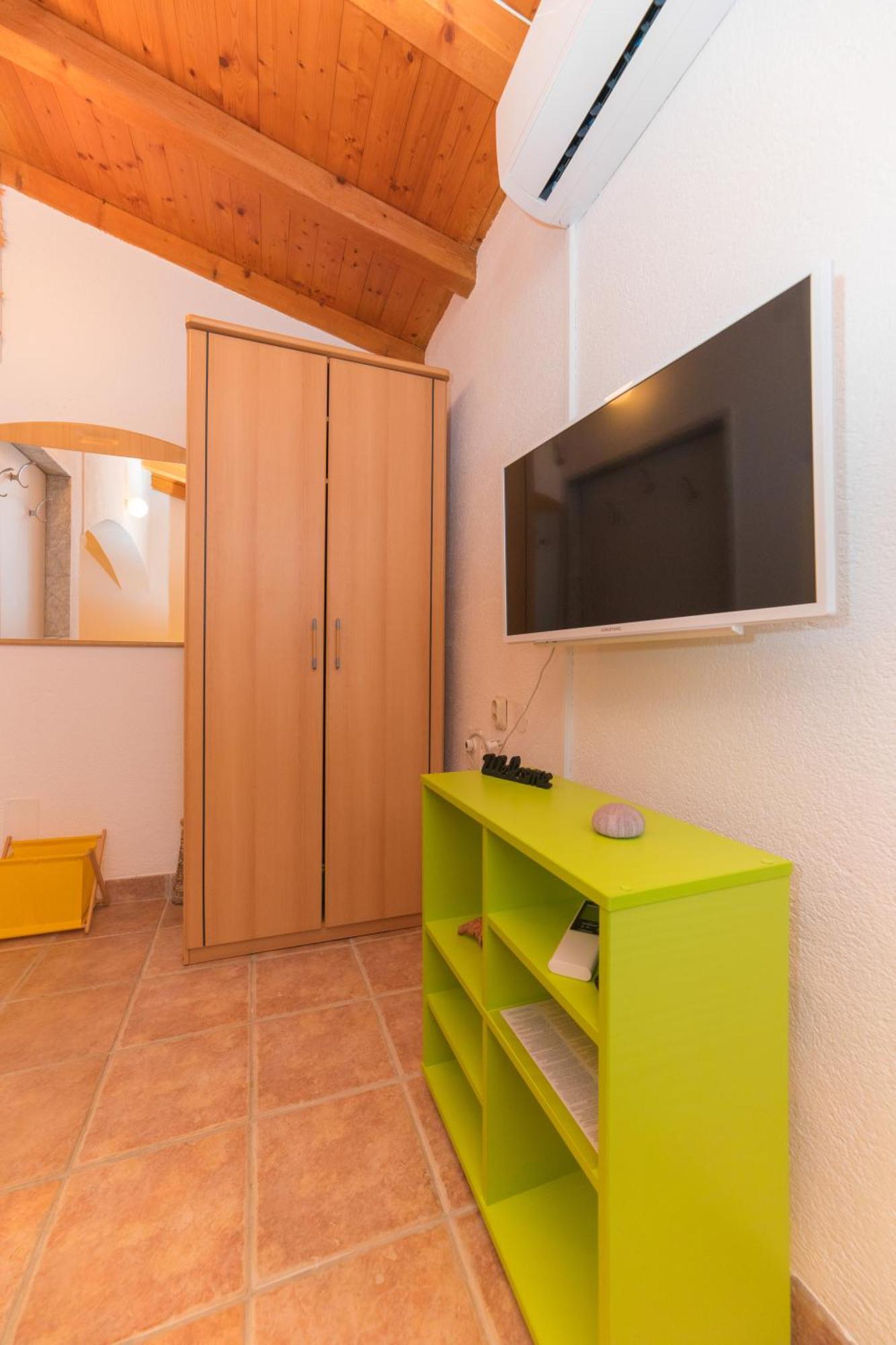 Apartments Lux ボル エクステリア 写真