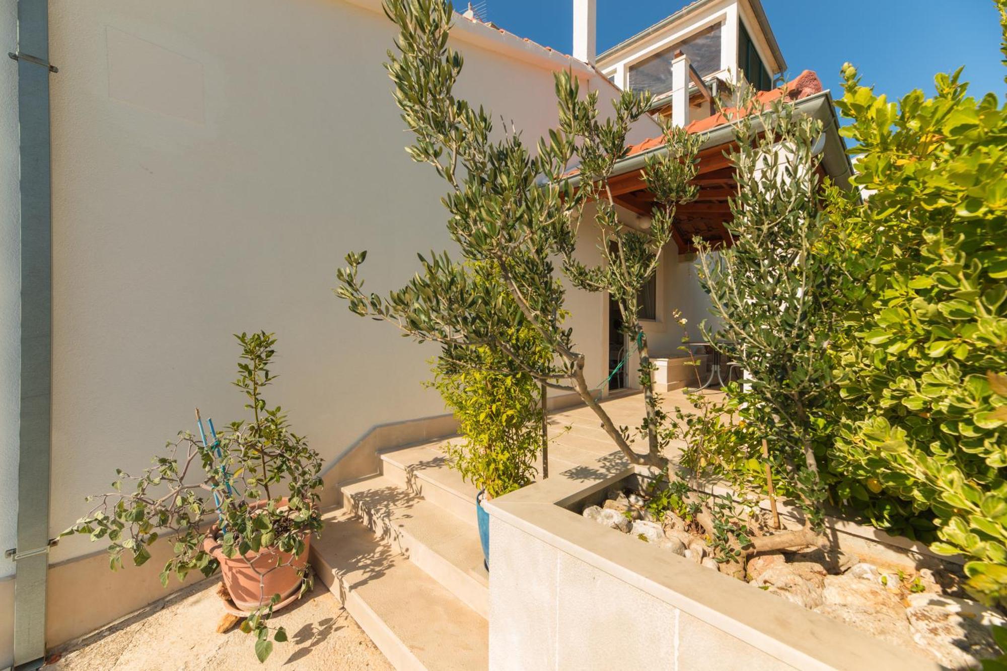 Apartments Lux ボル エクステリア 写真