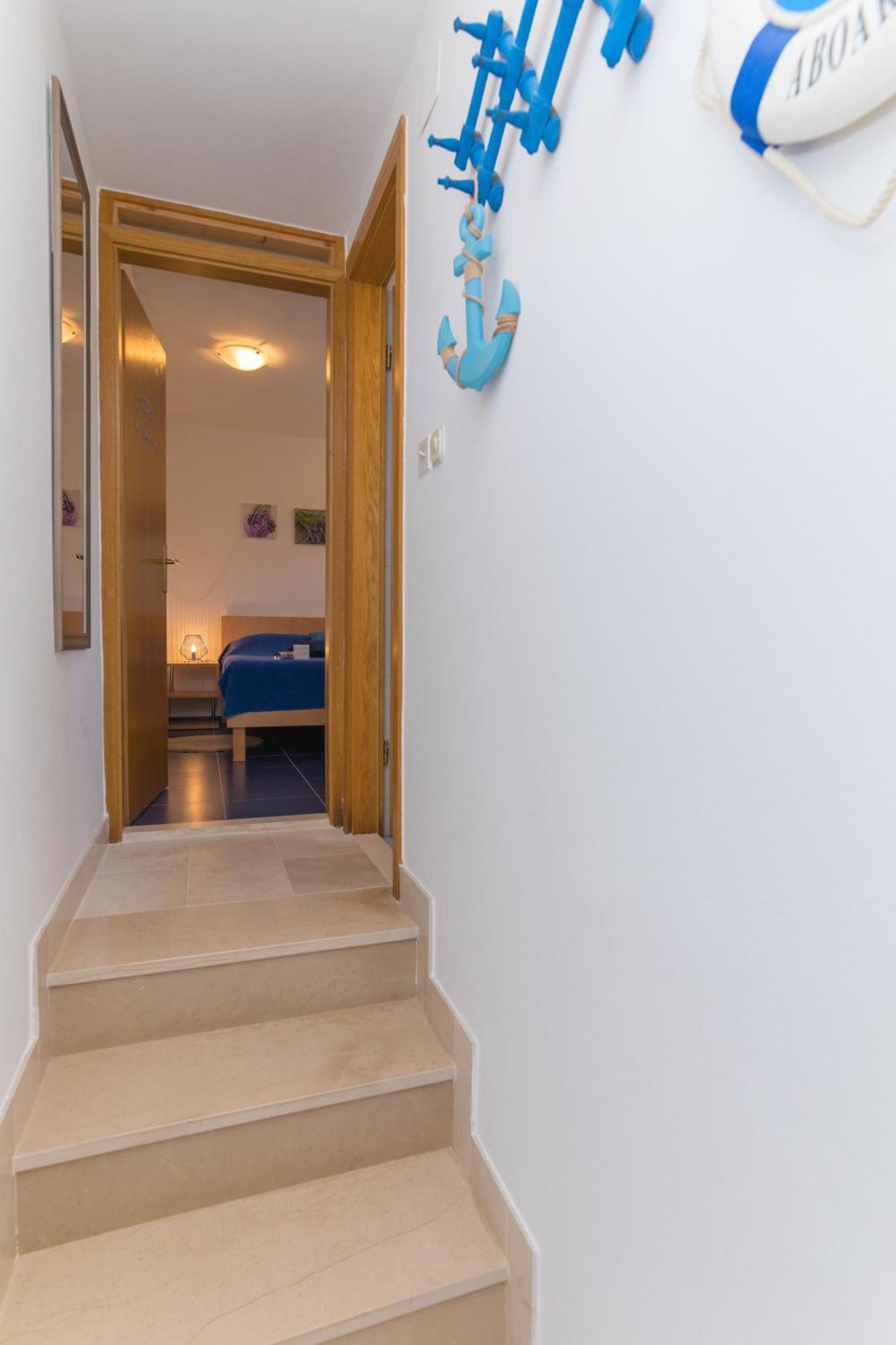 Apartments Lux ボル エクステリア 写真